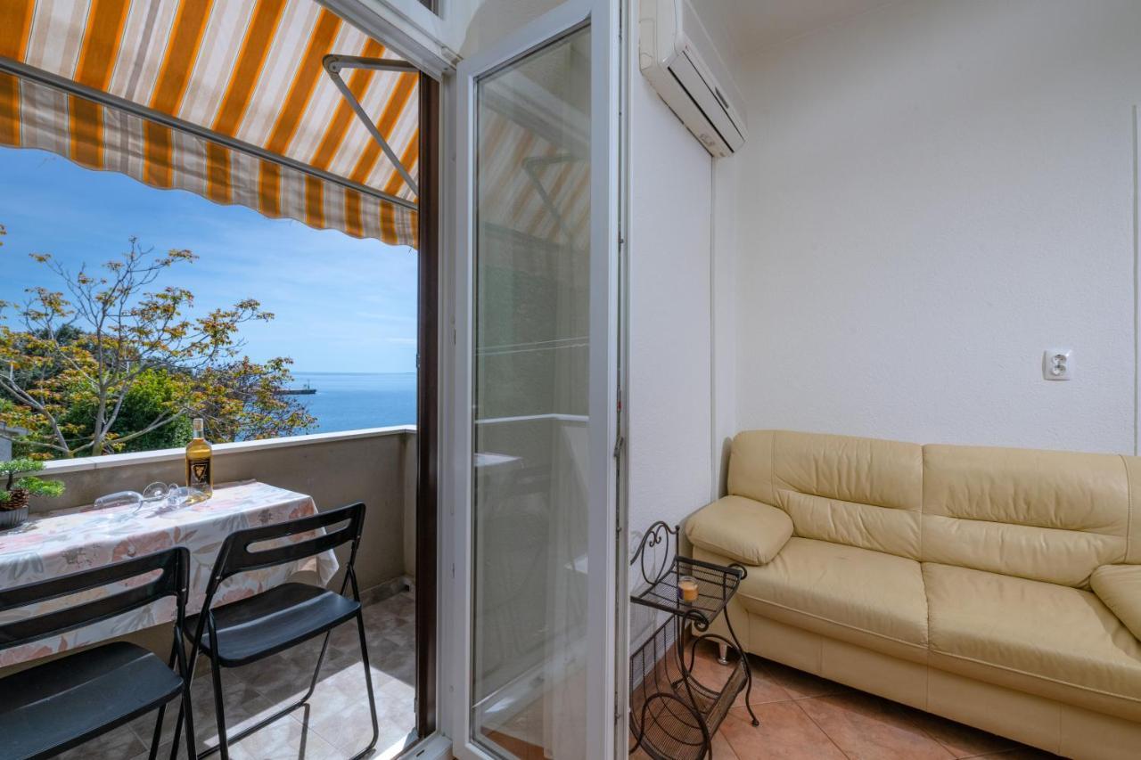 Apartment Dobric Koromačno 外观 照片
