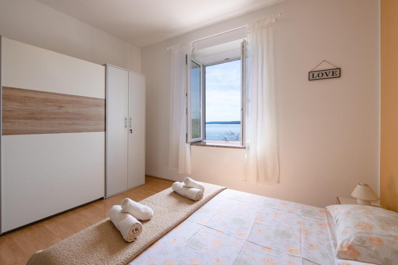 Apartment Dobric Koromačno 外观 照片