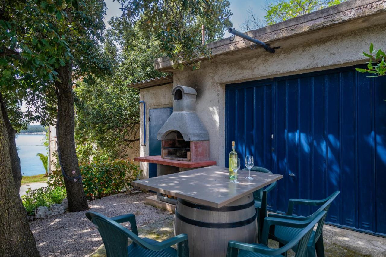 Apartment Dobric Koromačno 外观 照片