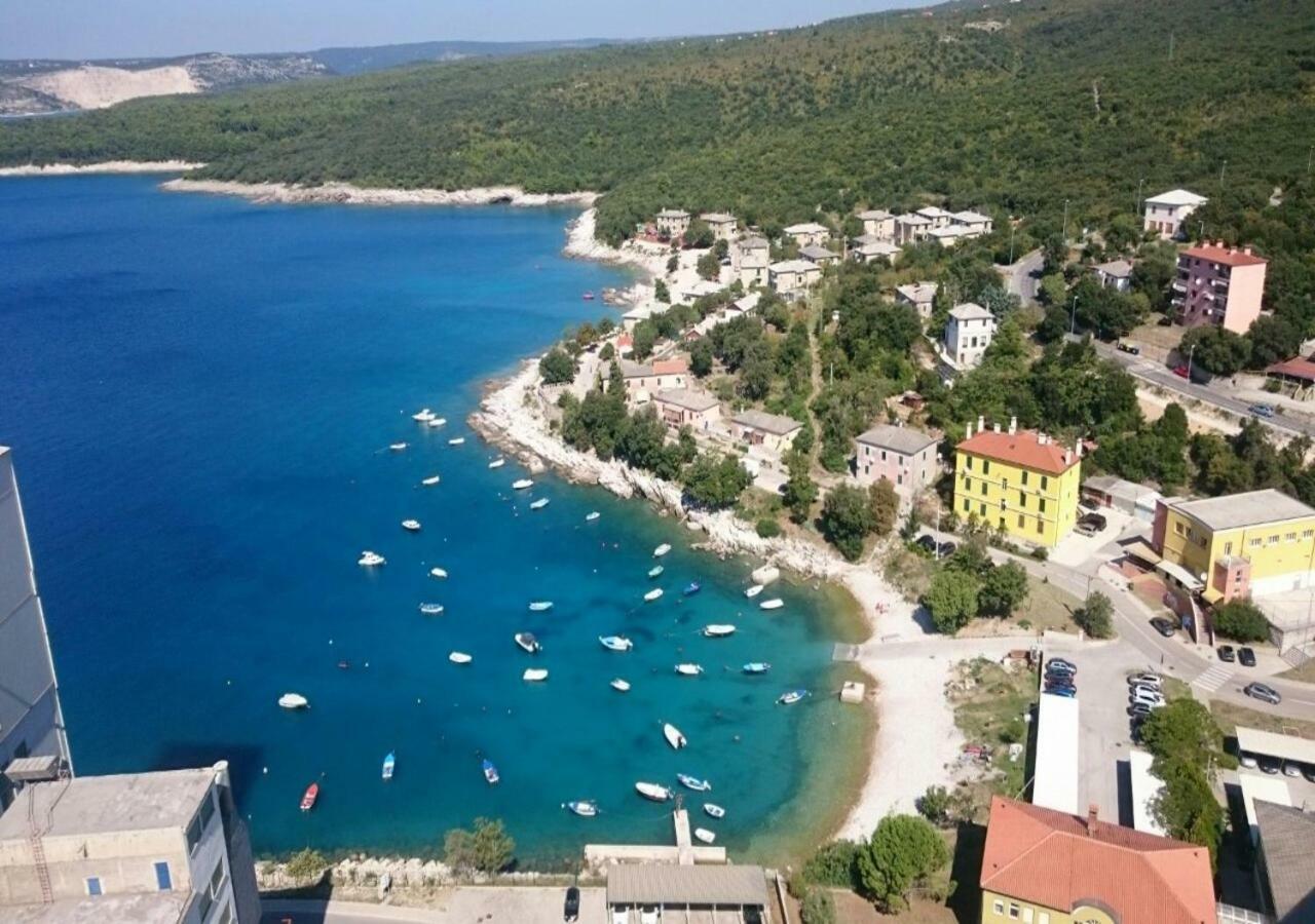Apartment Dobric Koromačno 外观 照片