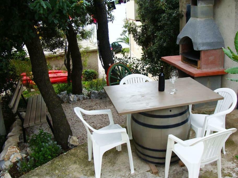 Apartment Dobric Koromačno 外观 照片